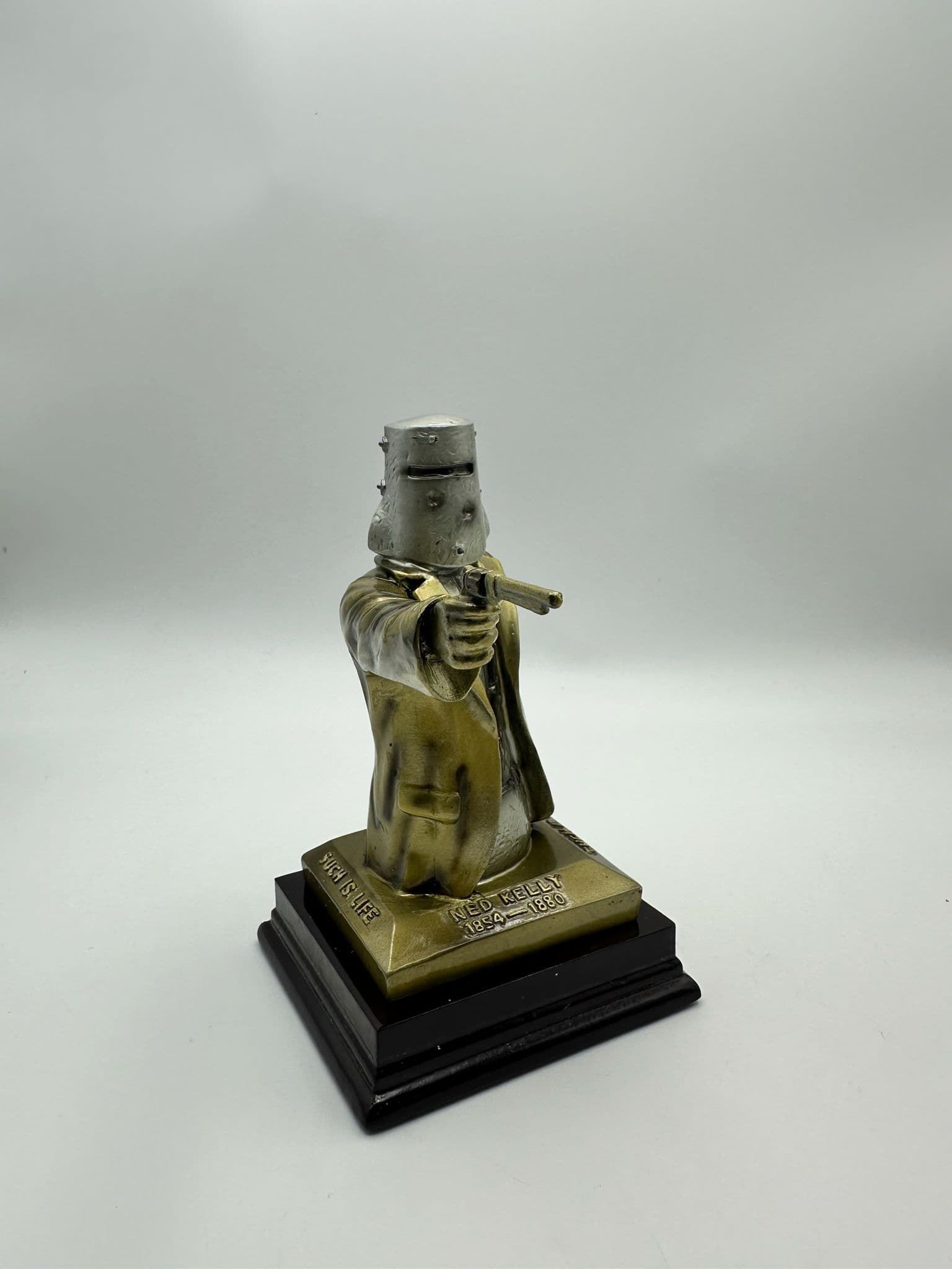 Ned Kelly — Arm Extended, Bronze