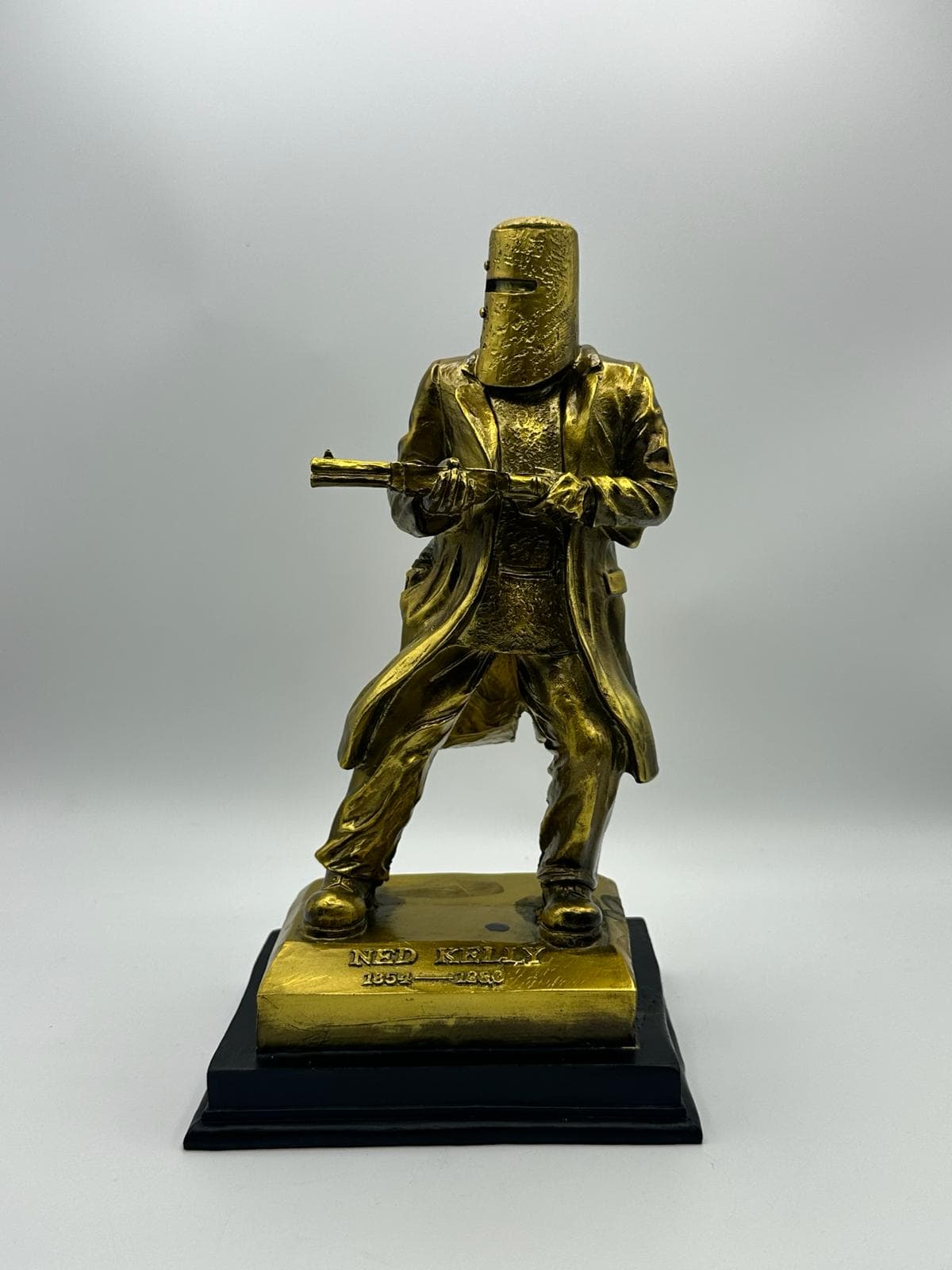 Ned Kelly — 1 Gun, Bronze Finish
